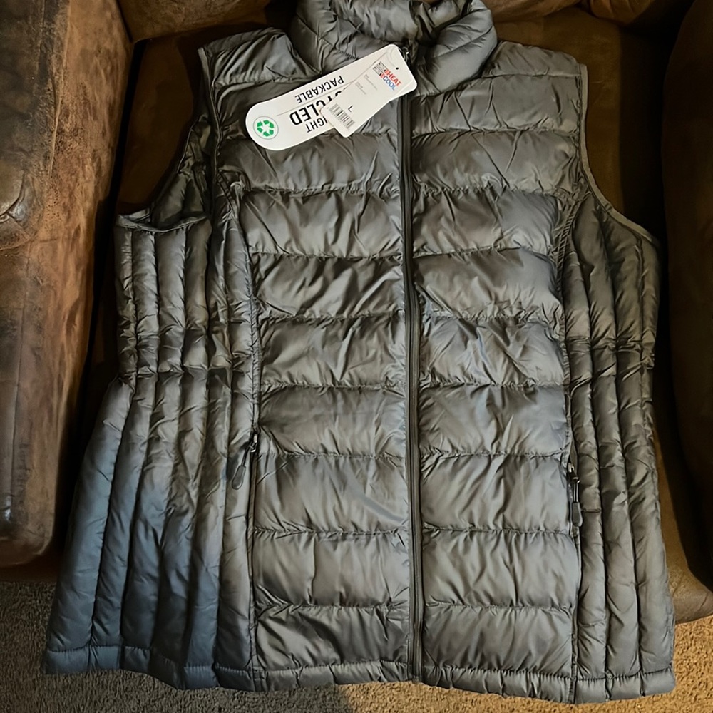 Women’s vest ultra light recycled packable